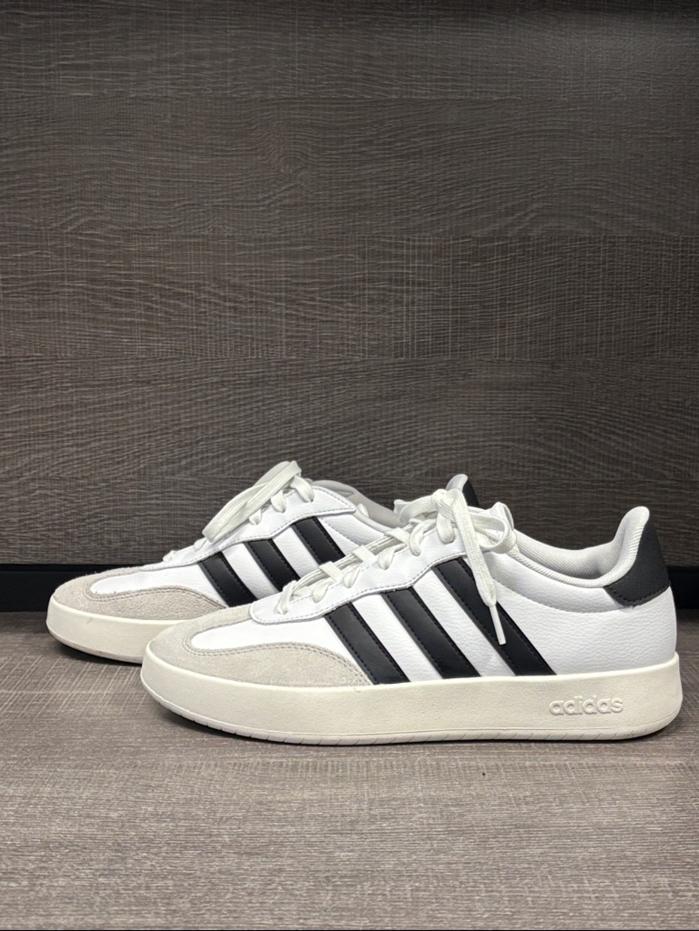 Women's Adidas Barreda Shoes (IH1229) - Size 11